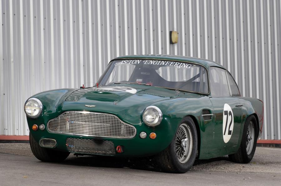  Aston Martin DB4 Lightweight Racer 1961 года  (фото 1 из 6)